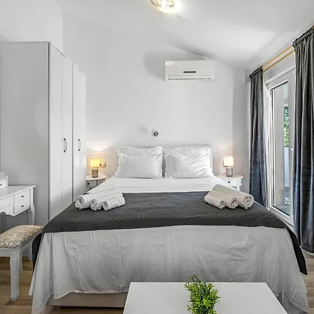 1 Bedroom Awesome In Vodice