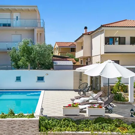 1 Bedroom Awesome In Apartment Vodice
