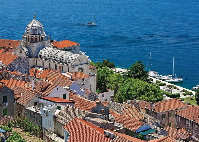 1 Bedroom Awesome In Appartamento